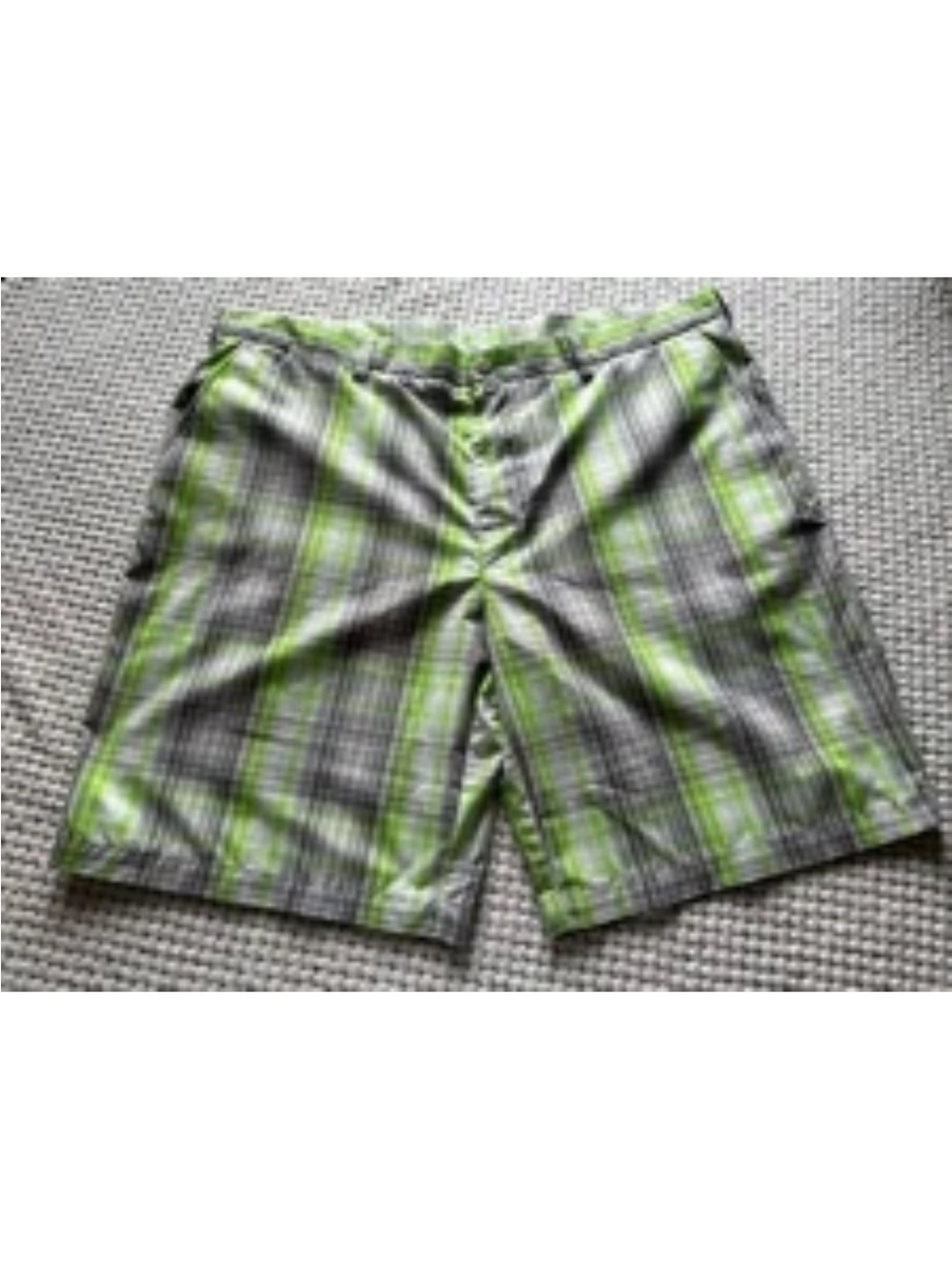 PGA TOUR Pro Series Mens 42x10 Green/Gray Plaid Stretch Performance Golf Shorts